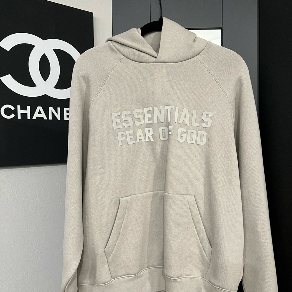 Essentials hoodie - Picture 2 of 7